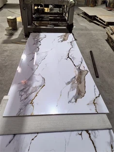 3 mm marmurinis plastikinis UV skydelis